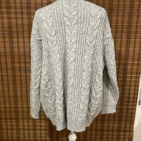Jenny Kayne Gray Cable Knit Cardigan Sweater alpaca. - Picture 2 of 2